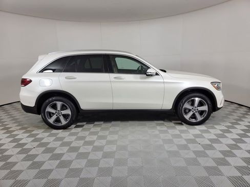 Certified 2022 Mercedes-Benz GLC 300 4MATIC image 2
