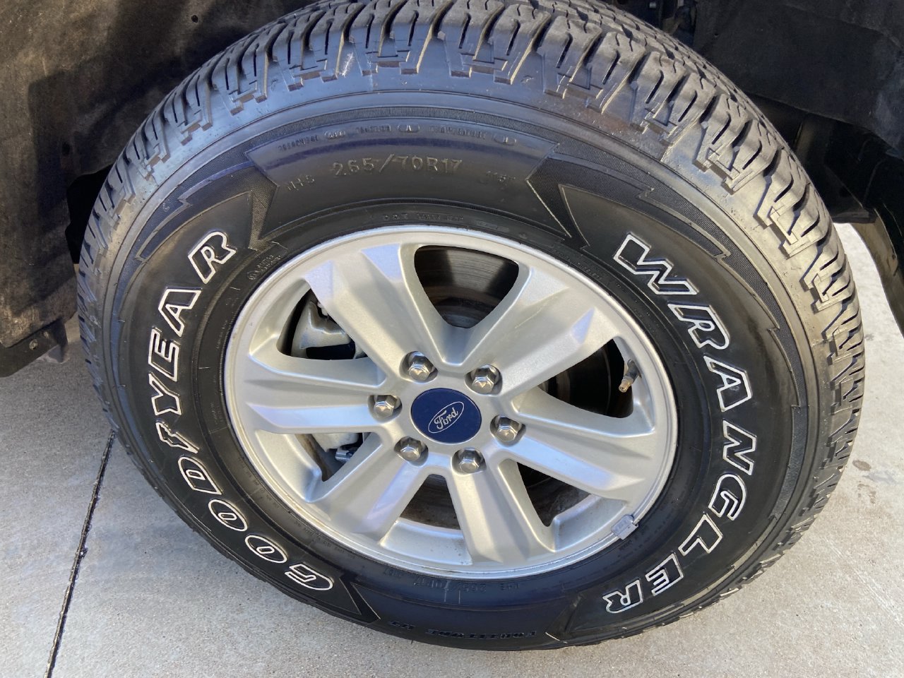 Used 2019 Ford F150 XLT w/ Equipment Group 301A Mid AWD/4WD image 4
