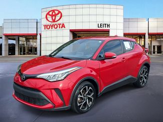 Used 2021 Toyota C-HR XLE video 1