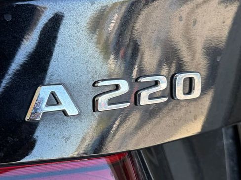 Used 2022 Mercedes-Benz A 220 image 33