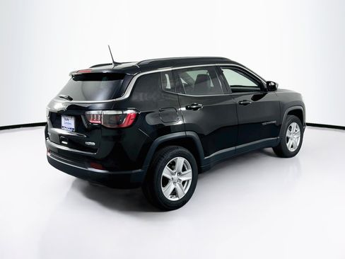 Used 2022 Jeep Compass Latitude w/ Convenience Group AWD/4WD image 5