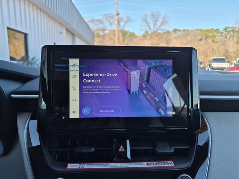 Used 2026 Toyota Corolla LE image 30