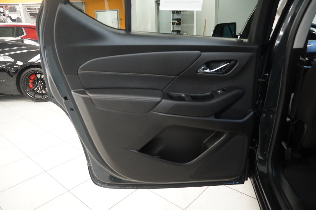 Used 2019 Chevrolet Traverse LT w/ LPO, Cargo Package AWD/4WD image 22