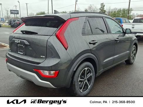 New 2026 Kia Niro LX image 3