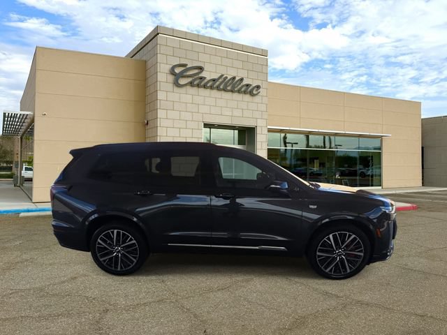 Certified 2023 Cadillac XT6 Sport w/ Technology Package AWD/4WD image 9