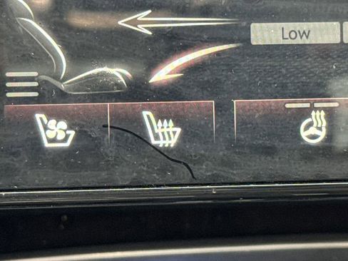 Used 2024 Genesis GV80 3.5T w/ Advanced Package image 32