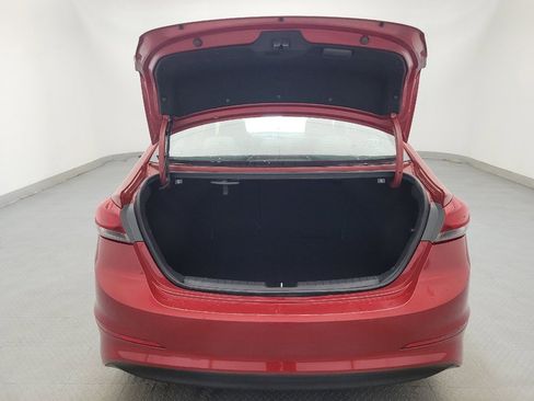 Used 2017 Hyundai Elantra SE w/ Cargo Package image 29