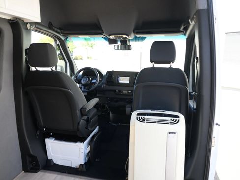 Used 2019 Mercedes-Benz Sprinter 170 image 52