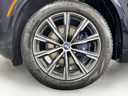 New 2026 BMW X5 xDrive40i w/ M Sport Package image 32