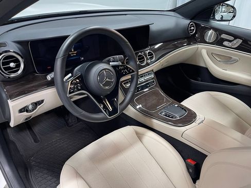 Used 2023 Mercedes-Benz E 350 4MATIC Sedan image 21