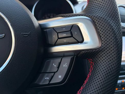 Used 2018 Ford Mustang Coupe w/ Equipment Group 101A RWD image 27