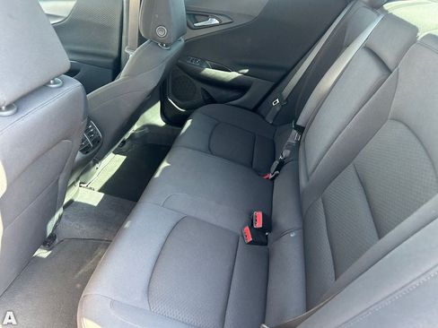Used 2023 Chevrolet Malibu LT FWD image 17