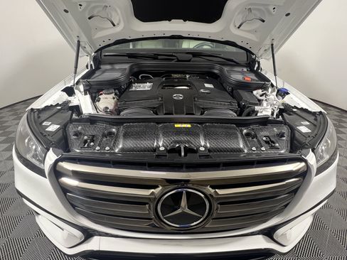 Used 2026 Mercedes-Benz GLS 580 4MATIC image 20