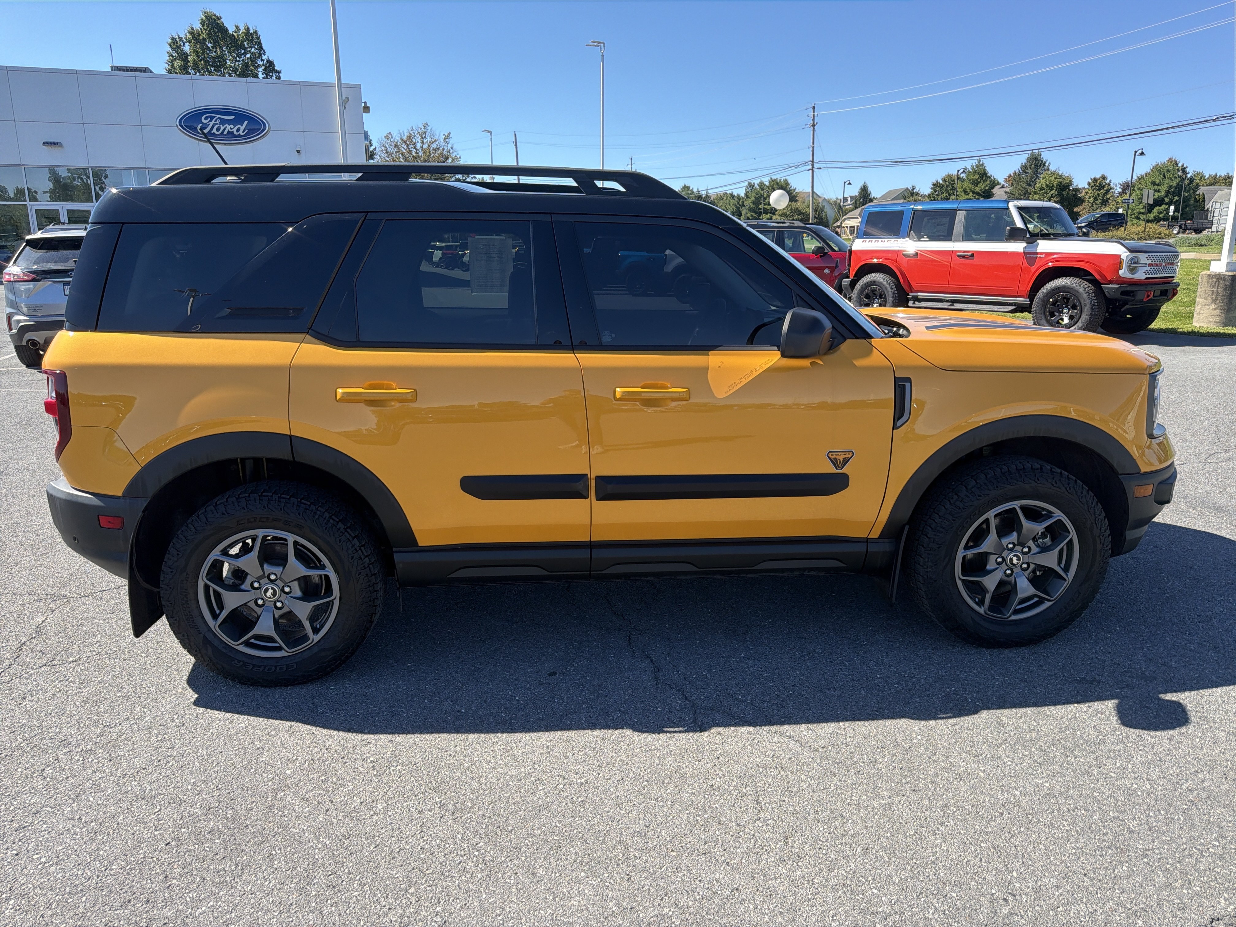 Used 2021 Ford Bronco Sport Badlands w/ Badlands Package AWD/4WD image 2