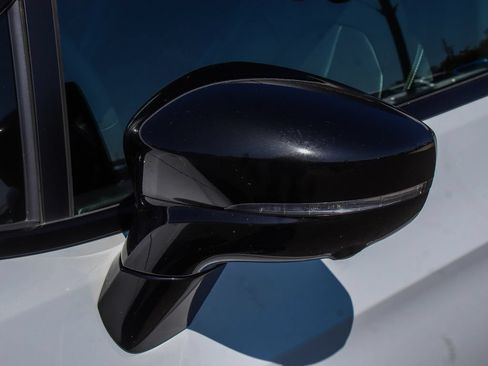 Used 2024 Chrysler Pacifica Limited FWD image 48
