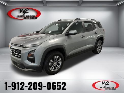 Used 2025 Chevrolet Equinox LT w/ Convenience Package II FWD image 1