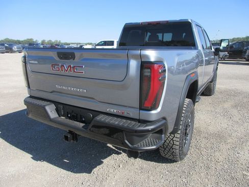 New 2026 GMC Sierra 2500 AT4X AWD/4WD image 5