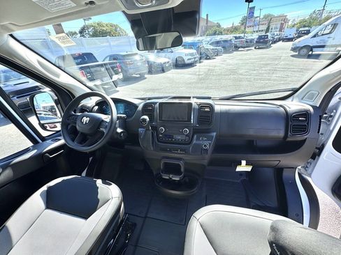 Used 2025 RAM ProMaster 3500 image 24
