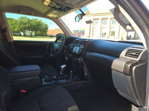 Used 2019 Toyota 4Runner TRD Off-Road image 17