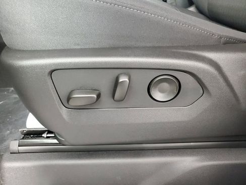 New 2025 Chevrolet Silverado 1500 LT image 27