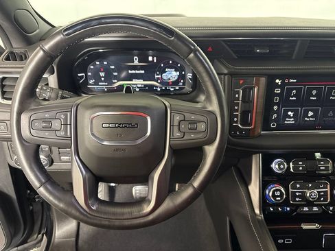 Used 2023 GMC Yukon XL Denali Ultimate AWD/4WD image 16