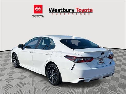 Certified 2023 Toyota Camry SE image 8