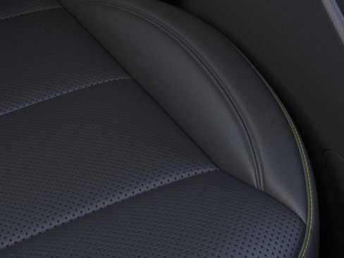 New 2025 Chevrolet Trax ACTIV w/ Sunroof Package image 21