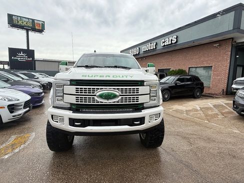 Used 2019 Ford F350 Platinum w/ Platinum Ultimate Package image 10