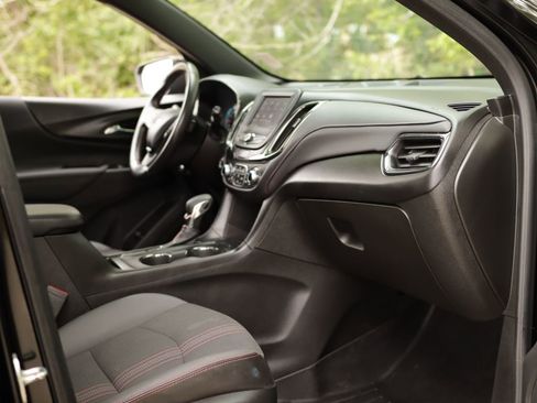 Used 2022 Chevrolet Equinox RS AWD/4WD image 30
