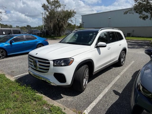 Used 2025 Mercedes-Benz GLS 450 4MATIC image 6