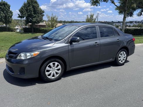 Used 2012 Toyota Corolla L FWD image 6