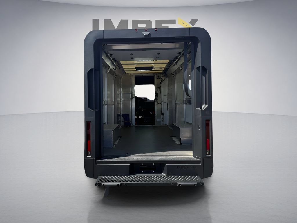 Used 2024 Chevrolet Brightdrop 600 w/ Commercial Equipment Package AWD/4WD image 39
