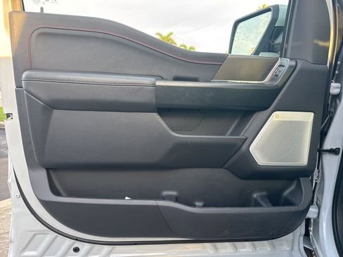 Used 2025 Ford F150 Raptor AWD/4WD image 16