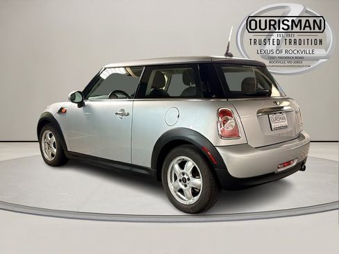 Used 2011 MINI Cooper Hardtop image 7