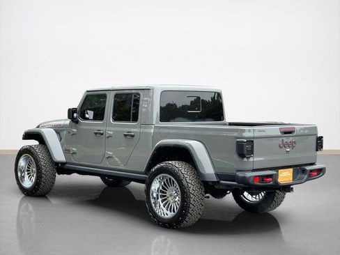 Used 2021 Jeep Gladiator Rubicon w/ Dual Top Group AWD/4WD image 5