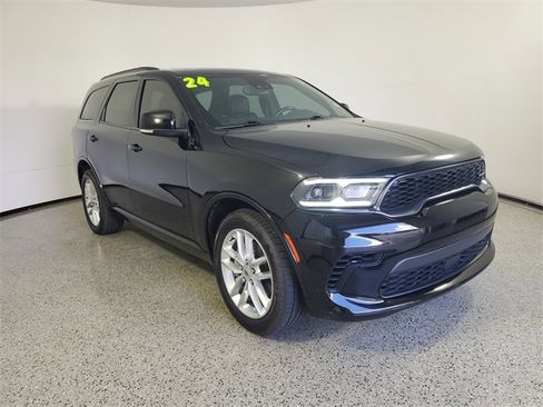 Used 2024 Dodge Durango GT image 32