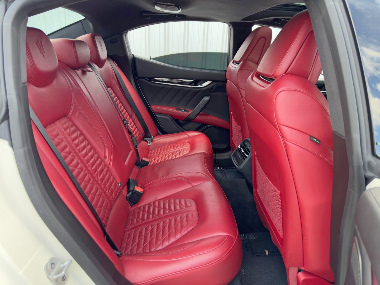 Used 2021 Maserati Ghibli Trofeo RWD image 38