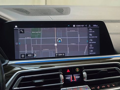 Used 2021 BMW X5 xDrive45e w/ Premium Package image 24