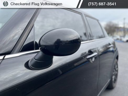 Used 2019 MINI Cooper S w/ Signature Upholstery Package image 2