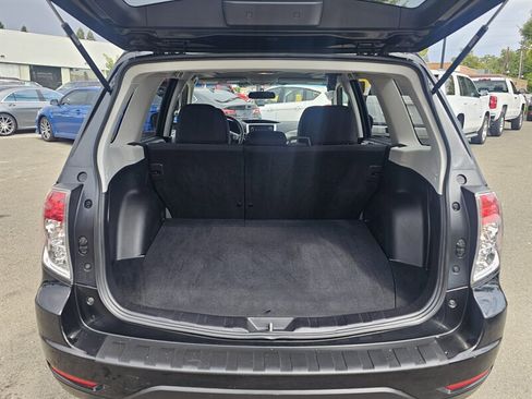 Used 2012 Subaru Forester 2.5X Premium image 8