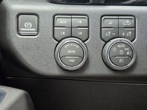 New 2026 Chevrolet Silverado 2500 LTZ w/ LTZ Premium Texas Edition image 17