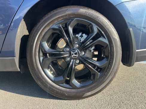 Used 2025 Honda Accord SE image 9