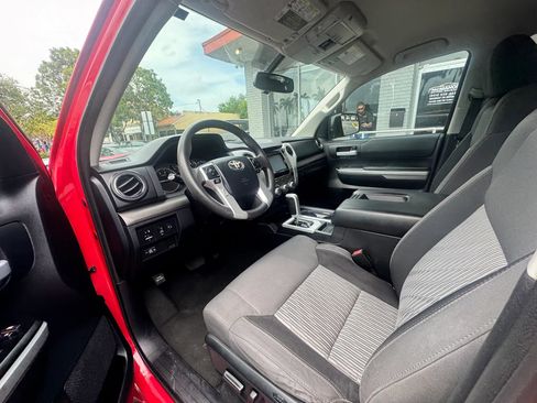 Used 2016 Toyota Tundra SR5 w/ SR5 Upgrade Package RWD image 17