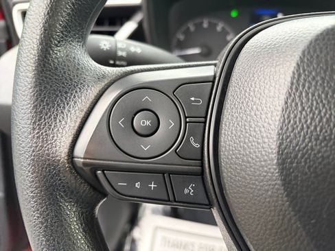 Certified 2025 Toyota Corolla LE FWD image 14