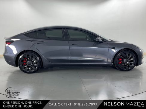 Used 2023 Tesla Model 3 Performance image 5