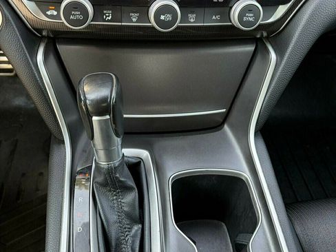 Used 2018 Honda Accord Sport image 19