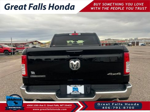 Used 2022 RAM 1500 Big Horn AWD/4WD image 6
