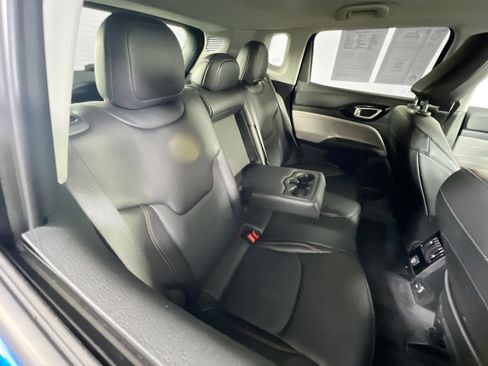 Used 2022 Jeep Compass Limited AWD/4WD image 24