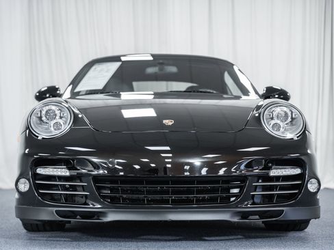 Used 2011 Porsche 911 Turbo S image 2