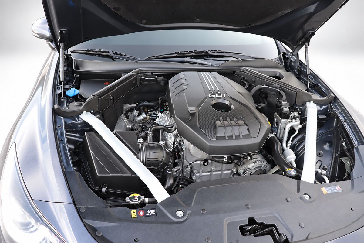 Used 2019 Kia Stinger RWD image 44